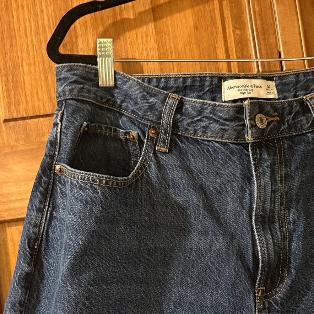 Abercrombie & Fitch Curve Love Dark Blue Wide Leg Jeans Size 31 / 12 - Picture 4 of 9